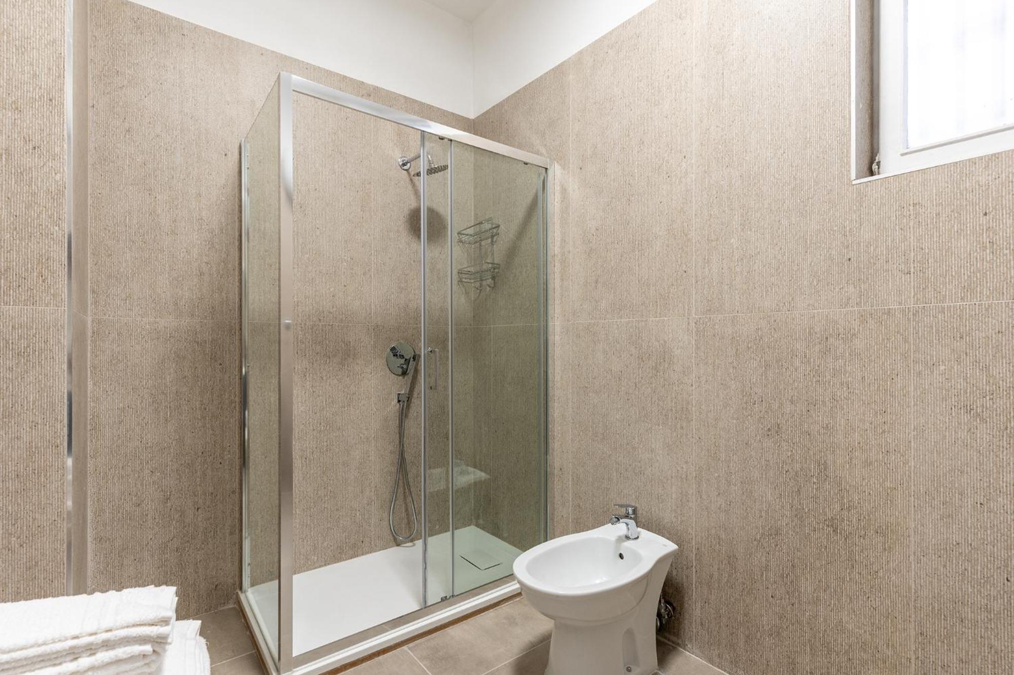 Fourooms - Bari Principe Amedeo Luaran gambar
