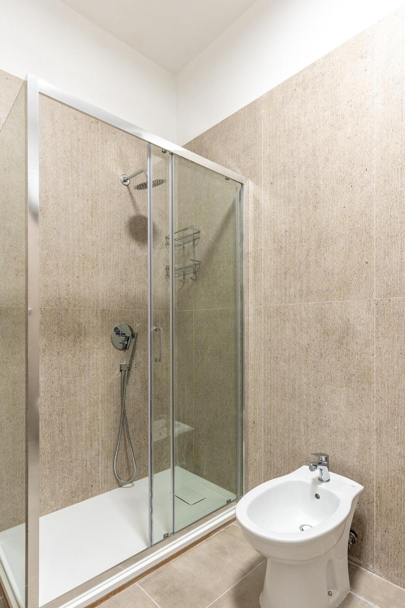 Fourooms - Bari Principe Amedeo Luaran gambar